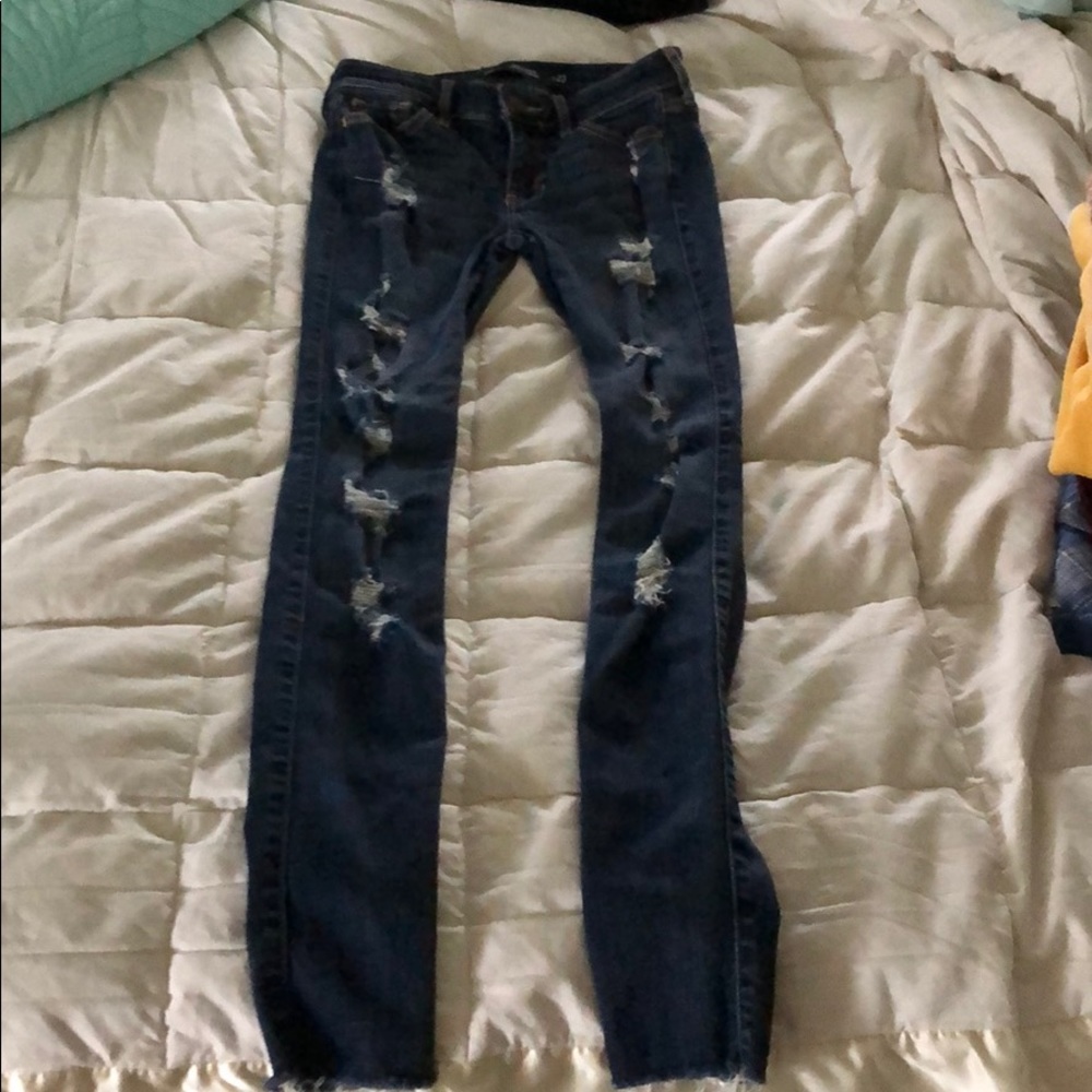 Hollister ripped super skinny jeans